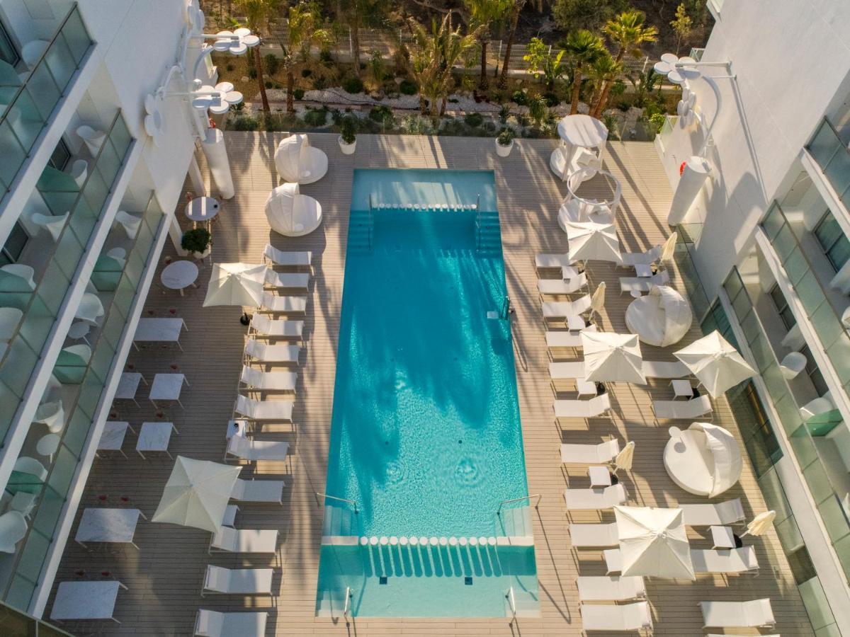 Five Flowers Hotel Formentera, Member Of Melia Collection Es Pujols Exterior photo