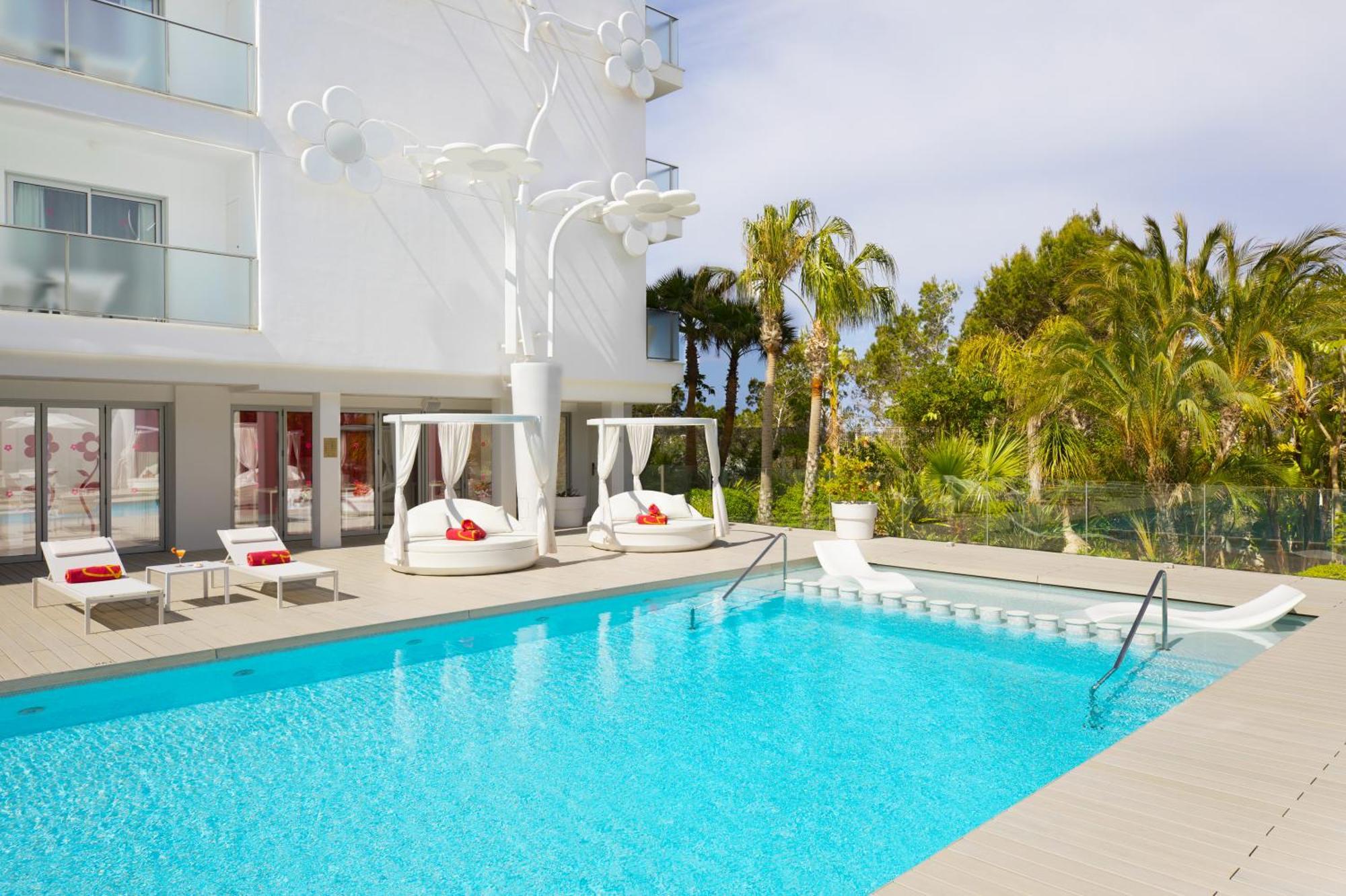 Five Flowers Hotel Formentera, Member Of Melia Collection Es Pujols Exterior photo